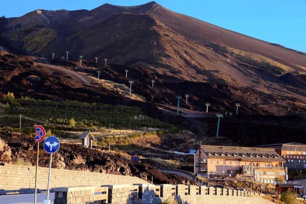 Etnasentieri Wine House On Etna Mount Villa เบลปาสโซ ภายนอก รูปภาพ